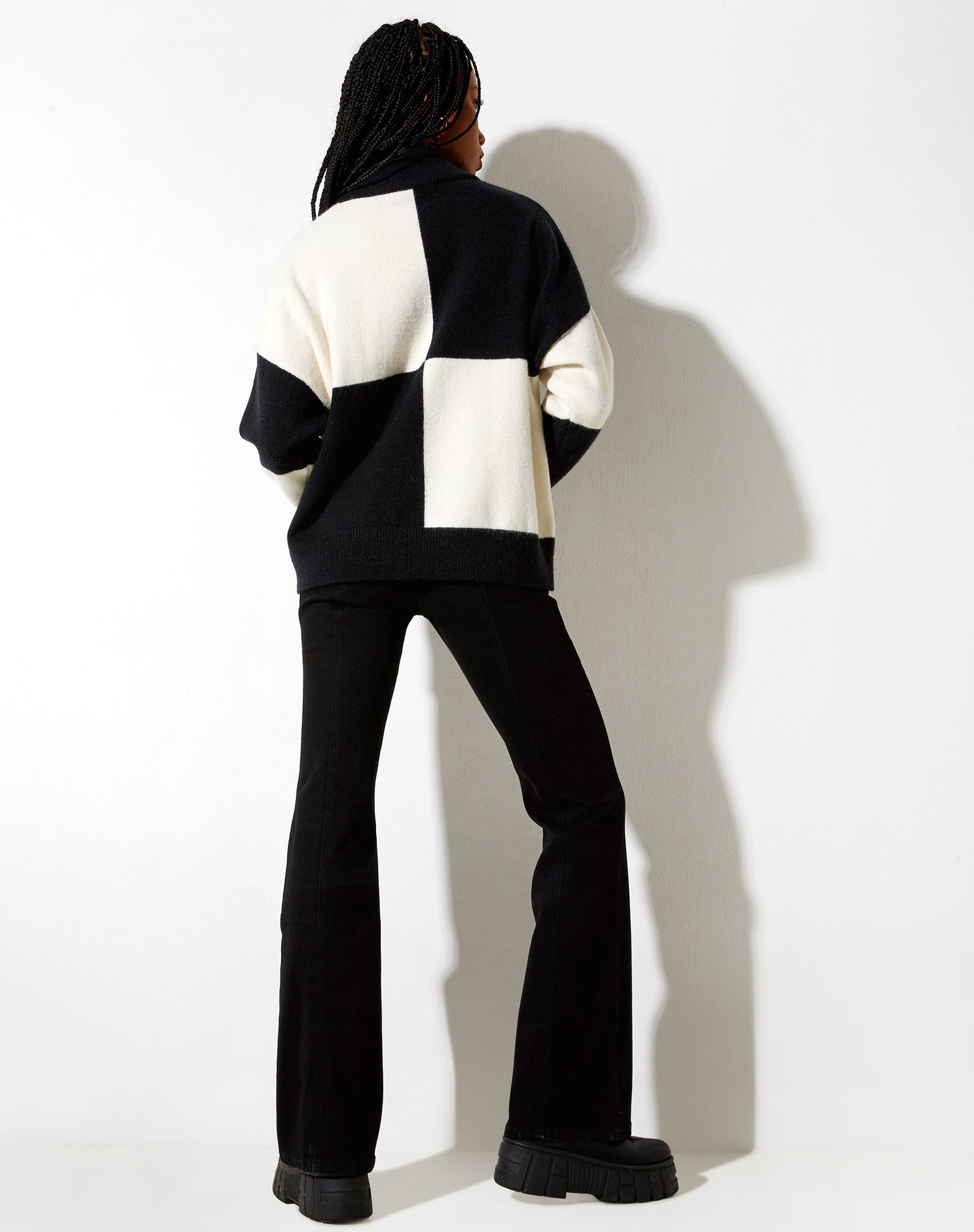 Tusca Sweatshirt in Black and Cream