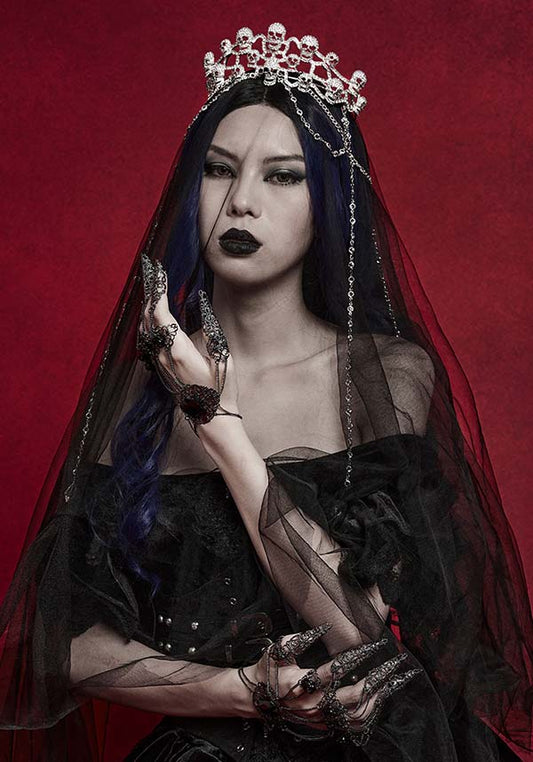 Lillian | SNAKES AND SKULLS CROWN